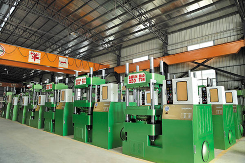 automatic tableware molding machine